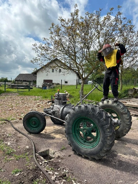 Sklo, folie a průzor pro pískovací kuklu – ukázka 1